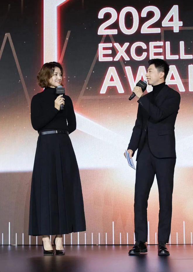 体不为体育居然是为了它？AG真人直营李娜、马龙合(图38)